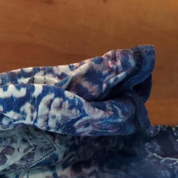 Top - Picture 4 of 5